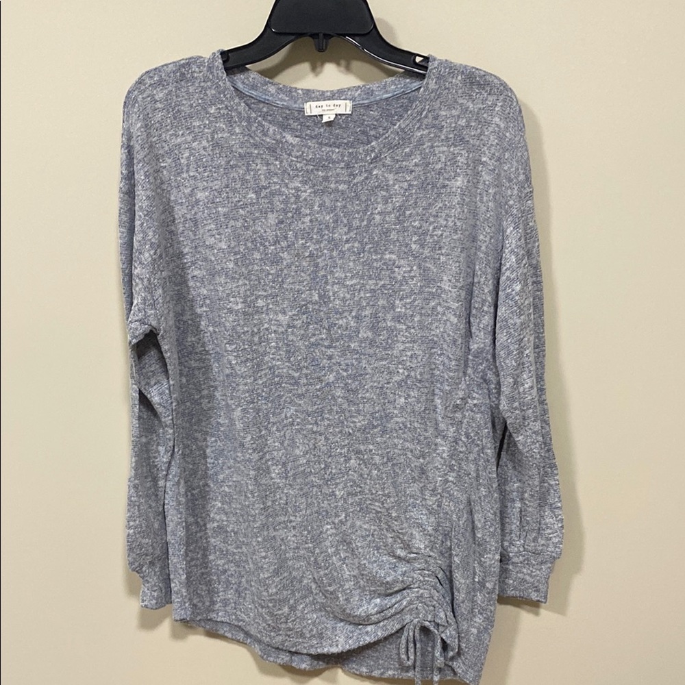 Day to Day long sleeve top small